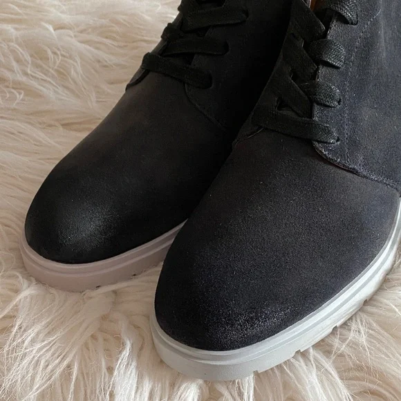 FRYE Connor Chukka silky Suede bluestone Men's Shoes